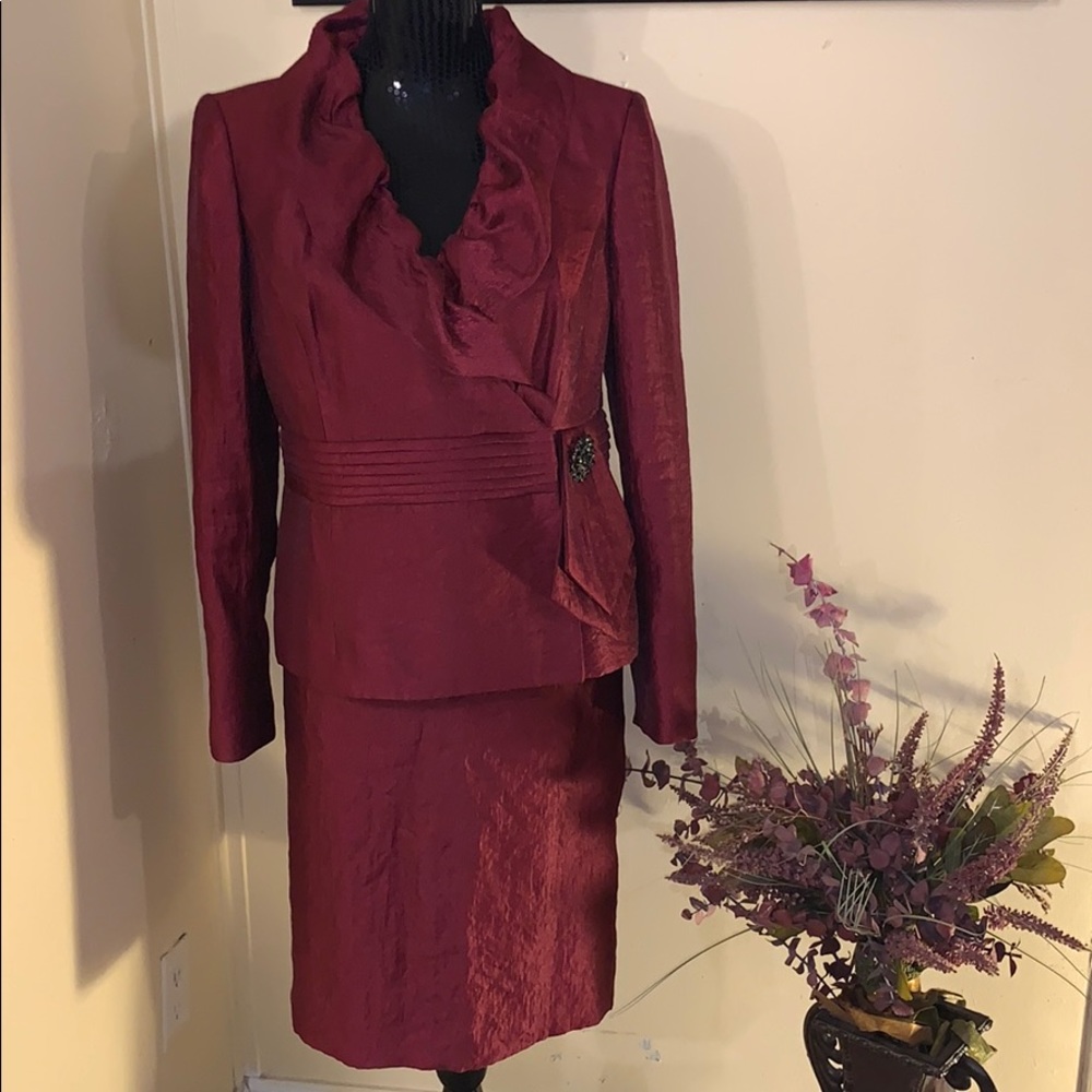 Kasper Suit Ladies